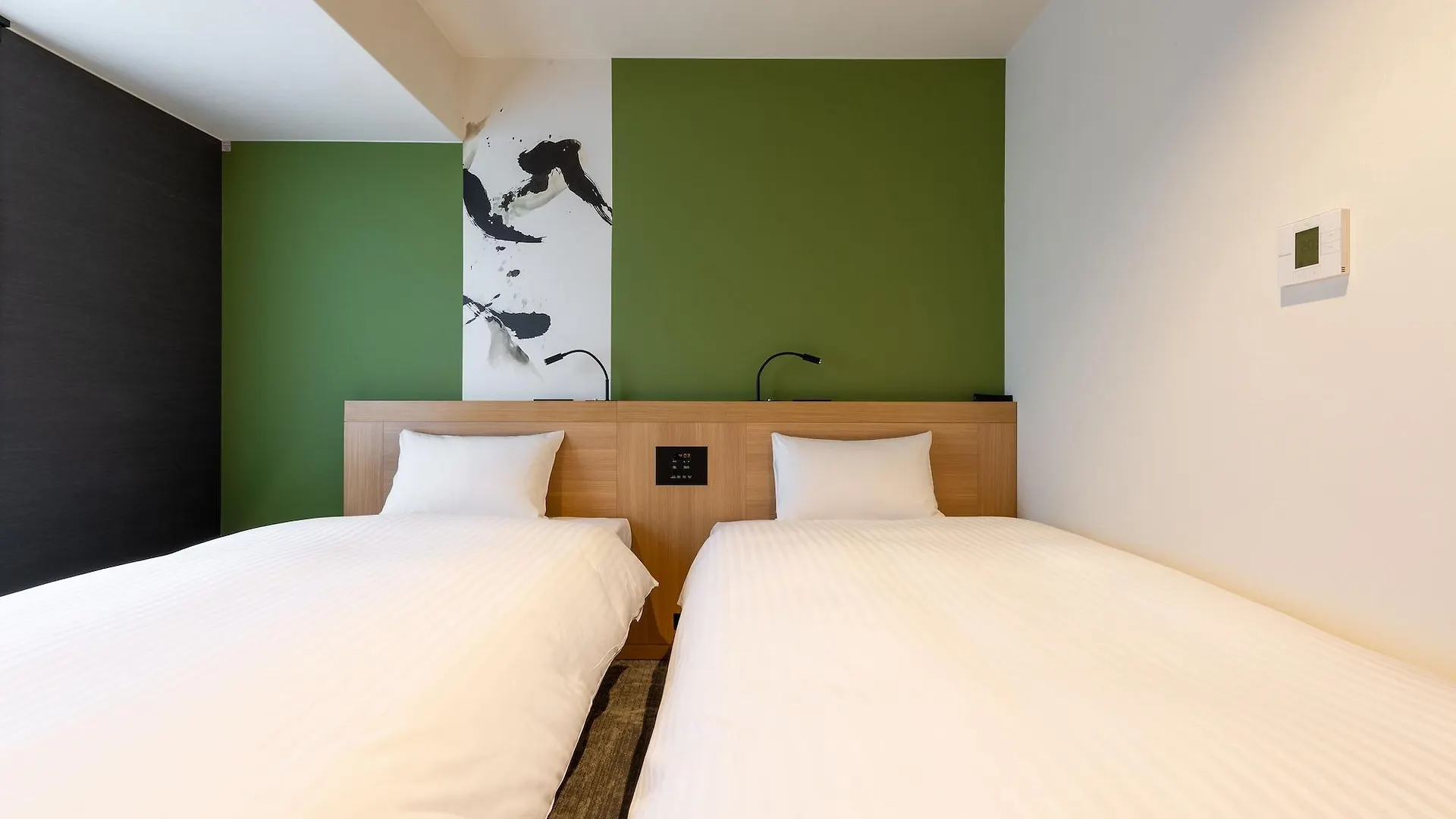 Отель The Onefive Kyoto Shijo