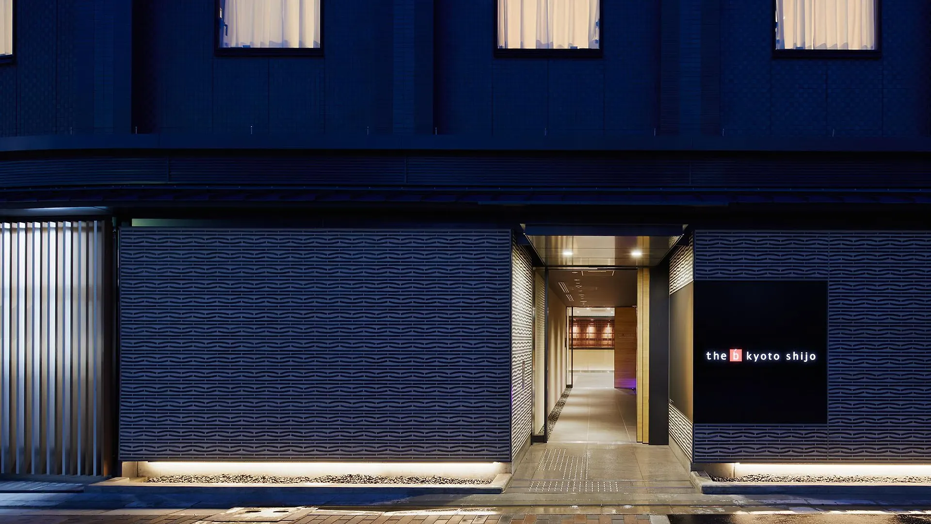Отель The Onefive Kyoto Shijo